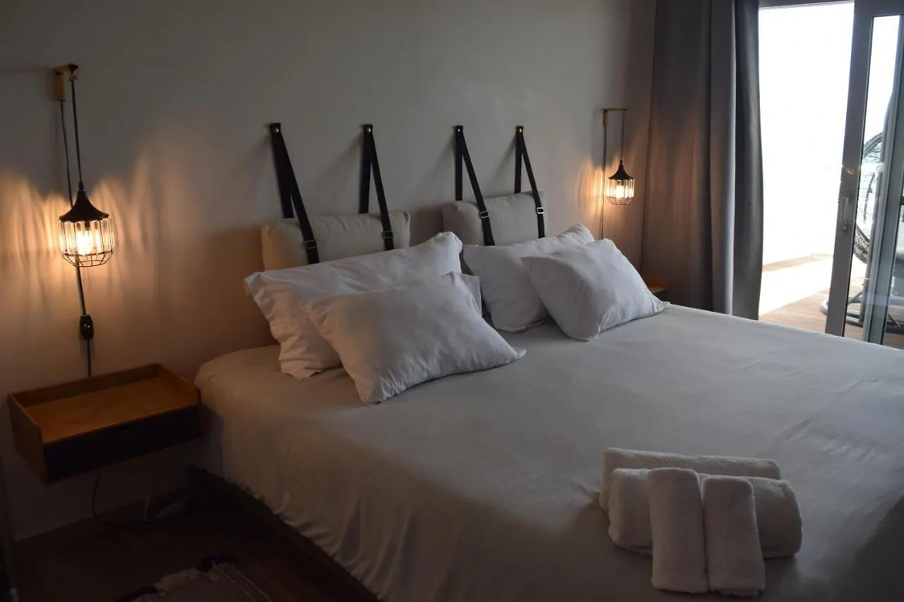 Tradewinds Apartments Simpson Bay
