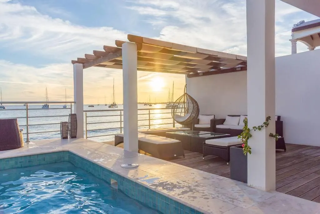 Tradewinds Apartments Simpson Bay